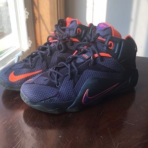 NIKE LEBRON 12 SIZE 7 used